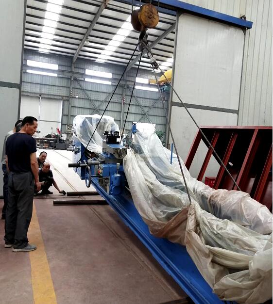 壓力機(jī)調試現場