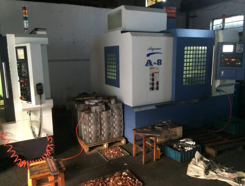 數控(kòng)加工中心工廠