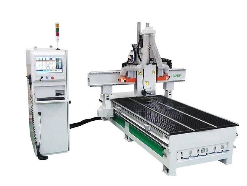 陝西數(shu)控加工中(zhōng)心為什麼(me)一定要運(yùn)用切削液(yè)?